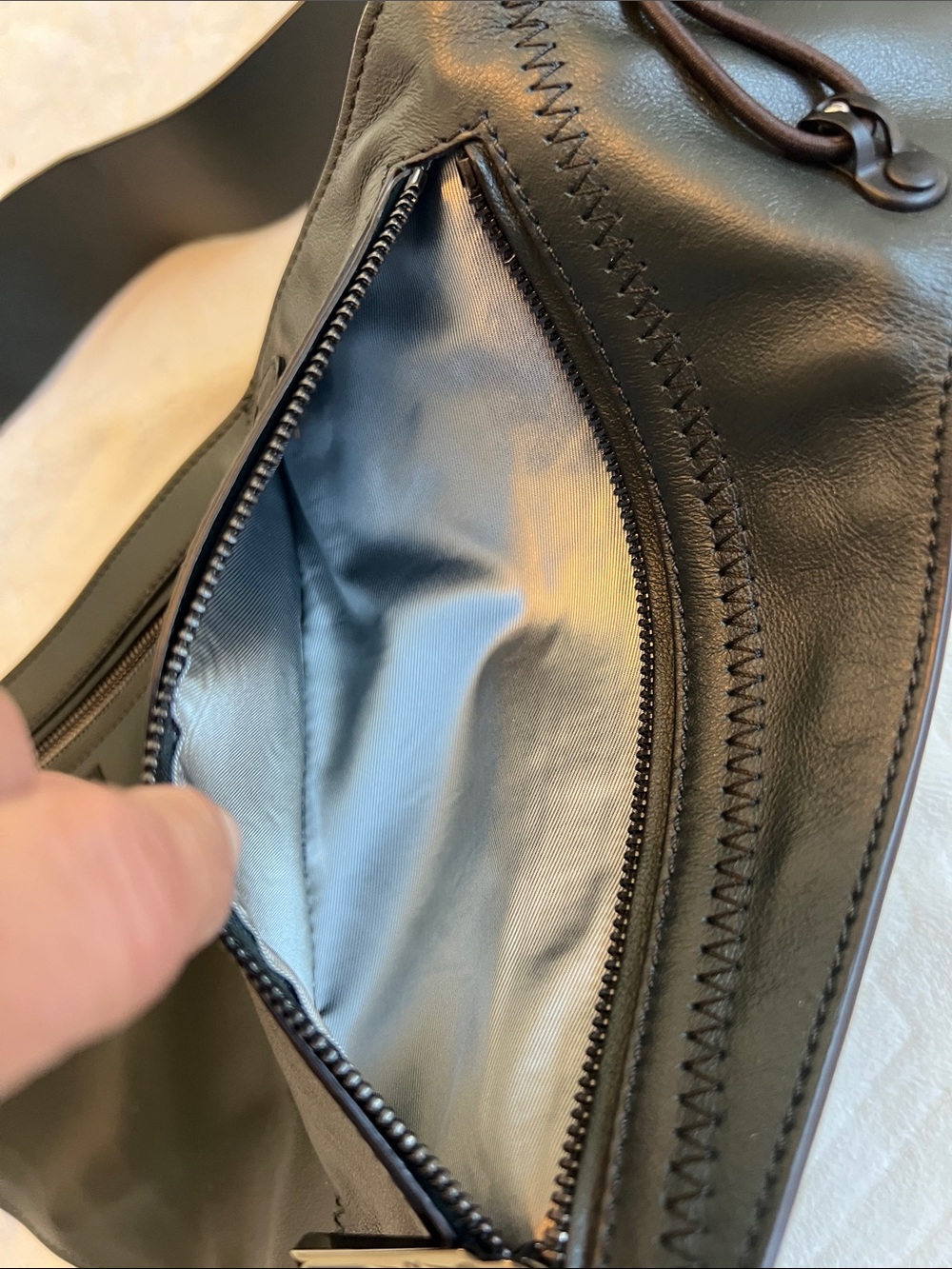 Z Zegna Black luxury leather Men's adjustable Belt Bag with Multi-Zip Front - Picture 7 of 16